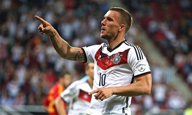 NÓNG: Podolski tính chuyện 'đào tẩu' khỏi Arsenal Podolski tính chuyện rời Arsenal