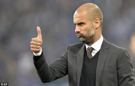 Pep Guardiola tự ví mình với phụ nữ đảm đang HLV Pep Guardiola tin rằng mình có thể làm tốt hai nhiệm vụ