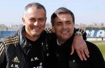 Trợ lý của Mourinho đòi 30 tỷ để trở lại V.League Formosinho và HLV Mourinho