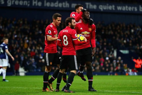 Mourinho lý giải việc Lukaku không mừng bàn thắng Khuôn mặt không biểu cảm của Lukaku sau khi ghi bàn. Ảnh: Reuters.