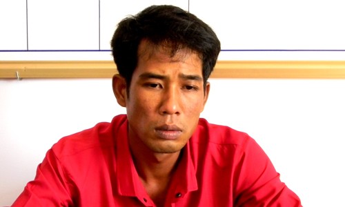 Nam thanh niên đâm chết con nợ rồi đi đầu thú Nam thanh niên đâm chết con nợ rồi đi đầu thú