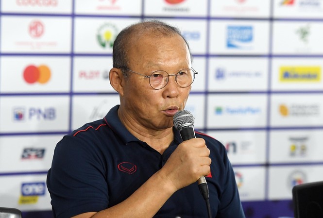 HLV Park Hang Seo: 'U22 Việt Nam tiếp tục nỗ lực để đoạt HCV' HLV Park Hang Seo: 'U22 Việt Nam tiếp tục nỗ lực để đoạt HCV'