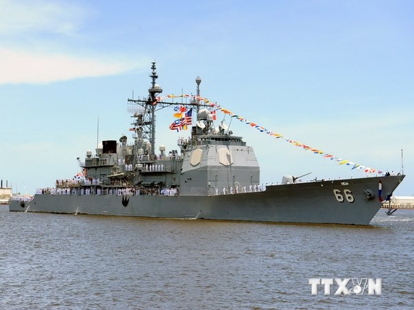Mỹ muốn tăng các chuyến thăm của tàu hải quân tới Việt Nam Tàu tuần dương USS. Ảnh: TTXVN