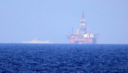 Bản tin 14H: Đâm chìm tàu cá Việt Nam là hành động khủng bố Giàn khoan Hải Dương 981 của Trung Quốc đặt trái phép trên vùng biển của Việt Nam.