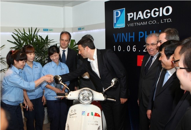 Thủ tướng Italia thăm nhà máy Piaggio tại Việt Nam Thủ tướng Italia thăm nhà máy Piaggio tại Việt Nam