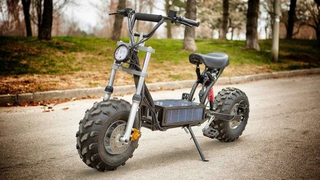 Daymak Beast - Scooter chạy bằng năng lượng mặt trời Daymak Beast - Scooter chạy bằng năng lượng mặt trời