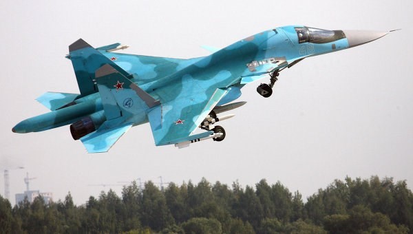 Bản tin 8H: Nga tăng cường không quân giáp biên giới Ukraine Máy bay chiến đấu Su-34 của Không quân Nga