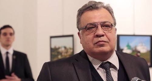 RADIO Thế giới 24H: Mục đích vụ ám sát Đại sứ Nga Đại sứ Nga Andrey Karlov tại buổi triển lãm ảnh ở Ankara.