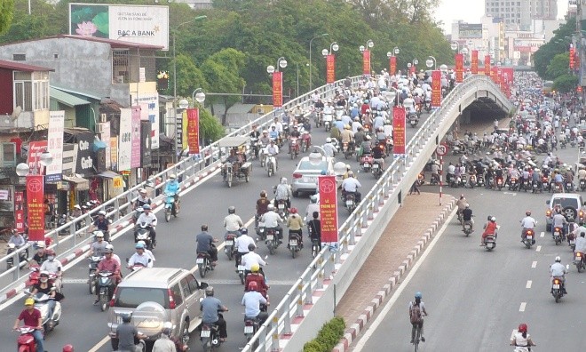 Hà Nội lên tiếng vụ chọn ý tưởng chống ùn tắc 6 tỷ Cầu vượt nhẹ Hà Nội trước đây được xây dựng sau khi Sở GTVT Hà Nội lựa chọn nhiều ý tưởng góp ý