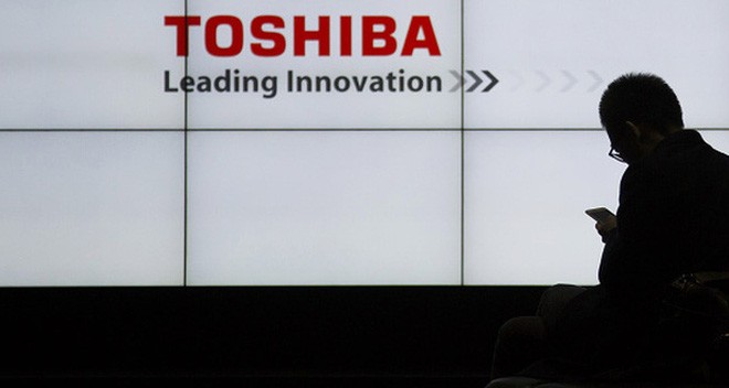 Tập đoàn Toshiba trước nguy cơ phá sản Tập đoàn Toshiba trước nguy cơ phá sản
