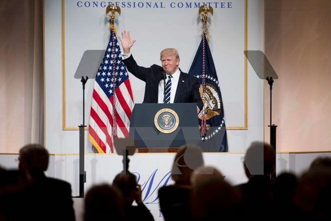 Bản tin 14H: Ông Trump bất ngờ chúc mừng năm mới nhân dân Iran Tổng thống Mỹ Donald Trump phát biểu trong cuộc họp tại Washington, DC ngày 21/3. (Nguồn: AFP/TTXVN)
