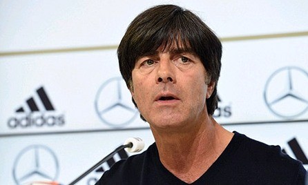 HLV Joachim Loew tiếp tục chèo lái đội tuyển Đức HLV Joachim Loew tiếp tục chèo lái đội tuyển Đức