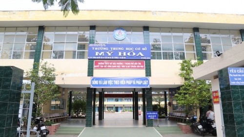 Cô chủ nhiệm tiết lộ bí mật Tân Hoa hậu Trái đất: Từng nghỉ học 2 năm THCS Mỹ Hóa- nơi Hoa hậu Trái đất 2018 theo học năm học 2011-2012