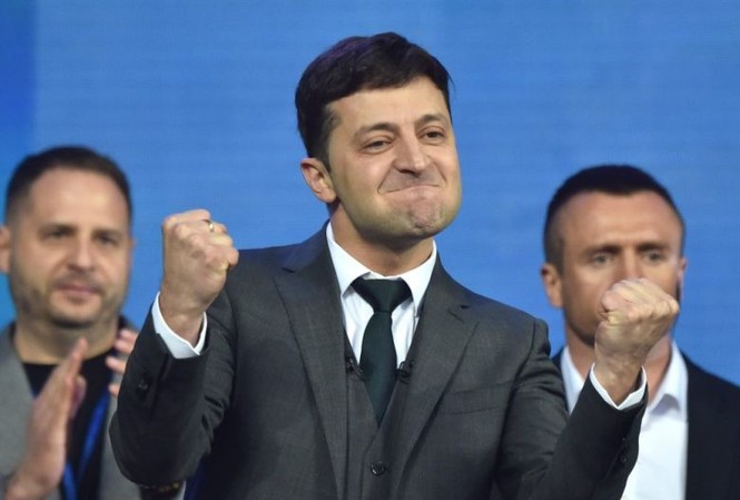 Cuộc đời nghệ thuật của danh hài trước khi thắng cử Tổng thống Ukraine Danh hài Volodymyr Zelensky đang là ứng cử viên sáng giá nhất trong cuộc bầu cử Tổng thống Ukraine.