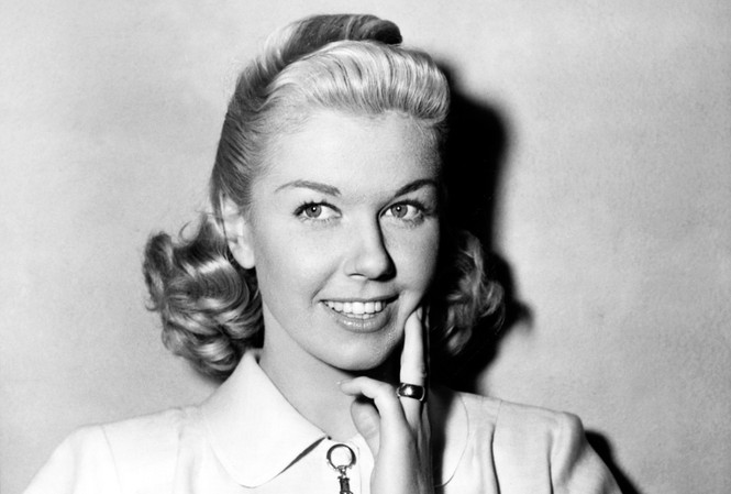 ‘Huyền thoại Hollywood’ Doris Day qua đời "Huyền thoại Hollywood" Doris Day qua đời ở tuổi 97.