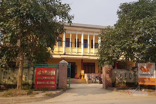 Bản tin 8H: Kỷ luật nữ kế toán 'mây mưa’ với chánh án TAND huyện tại trụ sở TAND huyện Minh Hóa, nơi bà C. công tác. Ảnh: VNN