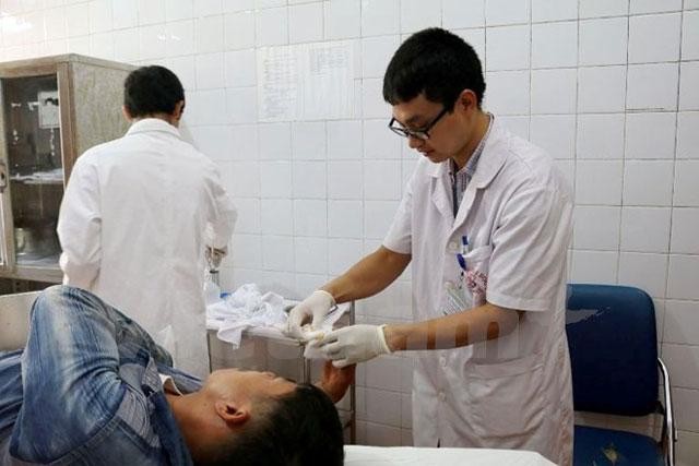Thêm 22 bác sĩ tình nguyện về vùng sâu, khó khăn Thêm 22 bác sĩ tình nguyện về vùng sâu, khó khăn