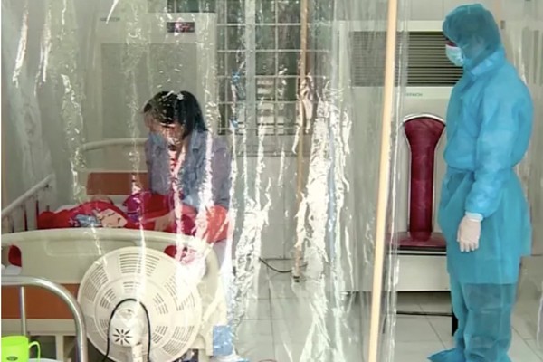 Nhiều ca mắc Covid -19 ở Việt Nam đã có kết quả xét nghiệm âm tính Chăm sóc trẻ 3 tháng tuổi mắc Covid -19 tại Vĩnh Phúc