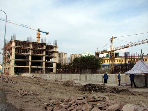 Doanh nghiệp địa ốc ‘thoi thóp’ vì đói vốn Doanh nghiệp địa ốc ‘thoi thóp’ vì đói vốn