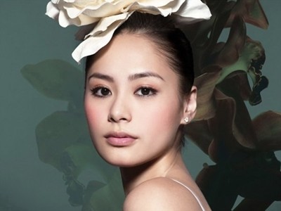 Chung Hân Đồng khẩu chiến với ‘sao’ chuyên đóng nude Chung Hân Đồng khẩu chiến với ‘sao’ chuyên đóng nude
