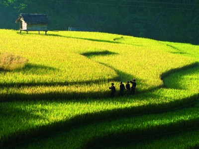 Nước non ngàn dặm Nước non ngàn dặm