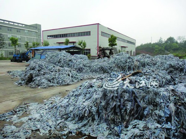 Trung Quốc tiêu huỷ 230 tấn vỏ nhộng độc hại Những bãi “nguyên liệu” để làm vỏ nhộng