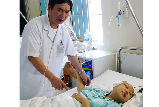 Cứu sống sản phụ bị vỡ mạch máu não Chị Anh Thông đang hồi phục