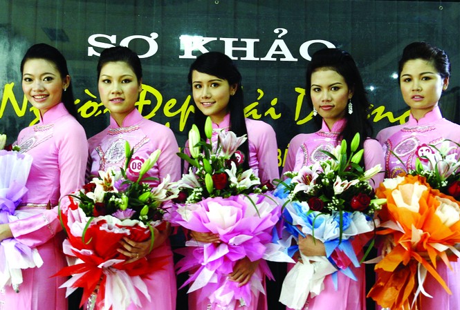 5 thí sinh Hải Dương vào chung khảo phía Bắc 5 người đẹp Hải Dương đã giành vé vào vòng chung khảo khu vực phía Bắc - cuộc thi Hoa hậu Việt Nam do báo Tiền Phong tổ chức
