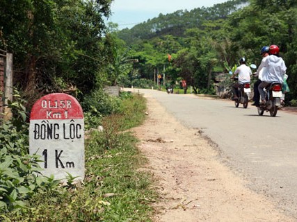 Thăm Ngã ba Đồng Lộc ngày 30-4 Thăm Ngã ba Đồng Lộc ngày 30-4