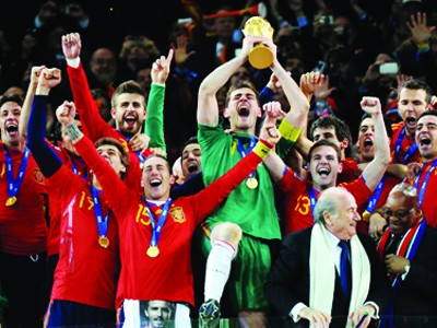 Mười dấu ấn của bóng đá thế giới năm 2010 Tây Ban Nha vô địch World Cup 2010 được tổ chức ở Nam Phi