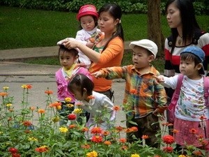 Bắc và Trung Bộ nhiều mây, trời mát, mưa vài nơi Bắc và Trung Bộ nhiều mây, trời mát, mưa vài nơi