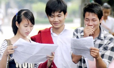 Điểm sàn đại học: Khối A, A1: 13, C: 14,5 ; Khối B:14, D:13,5 Ảnh minh họa