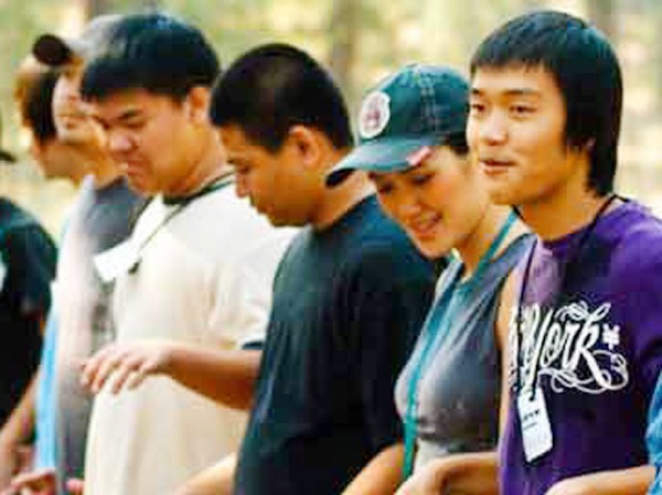 Mỹ: Người trẻ gốc Việt ghét bị kìm cặp Mỹ: Người trẻ gốc Việt ghét bị kìm cặp
