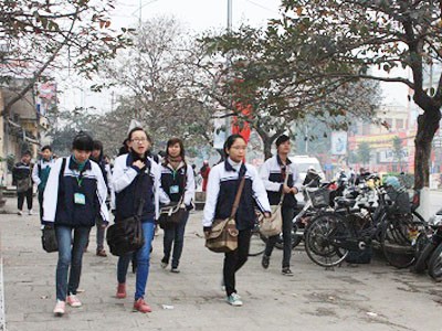 Ngày mai, học sinh THPT Hà Nội mới phải học đến 19h Ngày mai, học sinh THPT Hà Nội mới phải học đến 19h