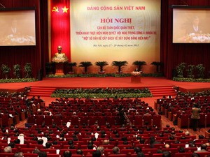 Ngày làm việc thứ hai hội nghị quán triệt NQTW 4 Toàn cảnh hội nghị.