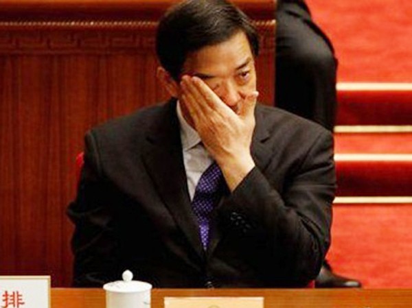 “Hậu” Bạc Hy Lai, Trùng Khánh đầm đìa nợ công Sau khi ông Bạc Hy Lai bất ngờ mất chức Bí thư Trùng Khánh vào tháng 3 vừa qua, hoạt động chi tiêu công của Trùng Khánh khi ông còn đương chức bị dư luận “soi” kỹ hơn bao giờ hết.