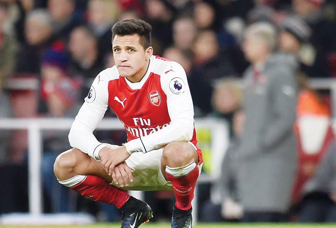 PSG tính giải cứu Alexis Sanchez bằng 60 triệu bảng Mối lương duyên giữa Sanchez và Arsenal sắp kết thúc.