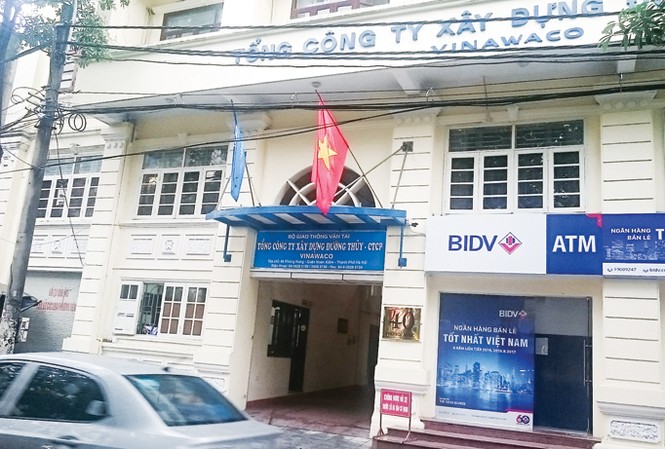 Thua lỗ tại Vinawaco: Nguy cơ vốn nhà nước mất trắng Trụ sở Vinawaco thường xuyên bị các chủ nợ vây đòi nợ.