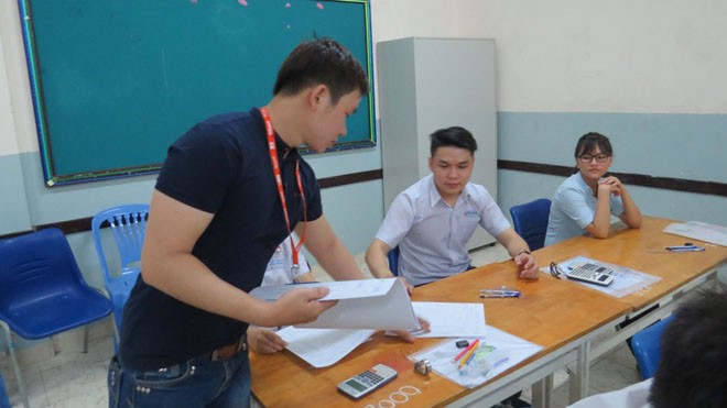 Vì sao học sinh vẫn “mê” chọn bài thi khoa học tự nhiên Đa số học sinh vẫn “mê” chọn bài thi KHTN hơn KHXH