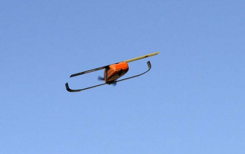 Đàn UAV siêu nhỏ tự lập đội hình sau khi rời tiêm kích Mỹ Một UAV Perdix trong khi bay. Ảnh: Military Times.