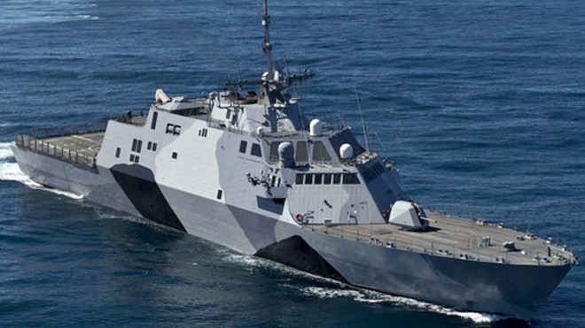 Mỹ muốn thêm nanh vuốt cho tàu chiến đấu ven biển Tàu chiến đấu ven biển USS Freedom trong quá trình thử nghiệm. Ảnh: Wikipedia.