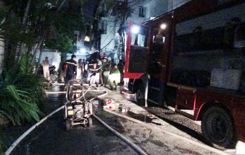 Trường mầm non ở Sài Gòn cháy trong đêm Hiện trường vụ cháy. Ảnh: Tin Tin