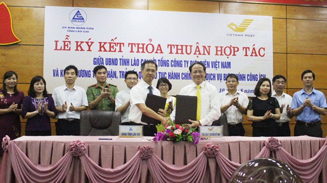 Ký kết thỏa thuận hợp tác giữa UBND tỉnh Lào Cai và VNPOST Hai bên ký kết thỏa thuận hợp tác.