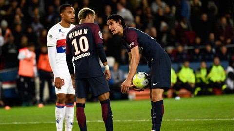 'Nội chiến' Paris: Neymar bỏ theo dõi Cavani trên mạng xã hội 'Nội chiến' Paris: Neymar bỏ theo dõi Cavani trên mạng xã hội