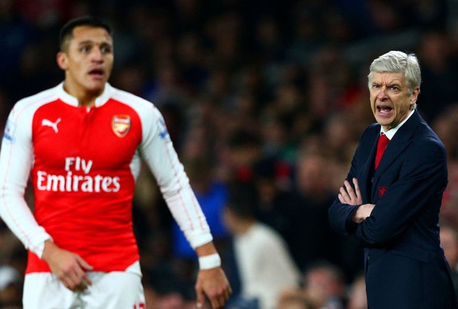 Arsenal gặp khó vì hai ngôi sao ra sức 'vòi tiền' HLV Arsene Wenger thừa nhận gặp khó khăn trong quá trình thuyết phục Alexis Sanchez và Mesut Ozil gia hạn.