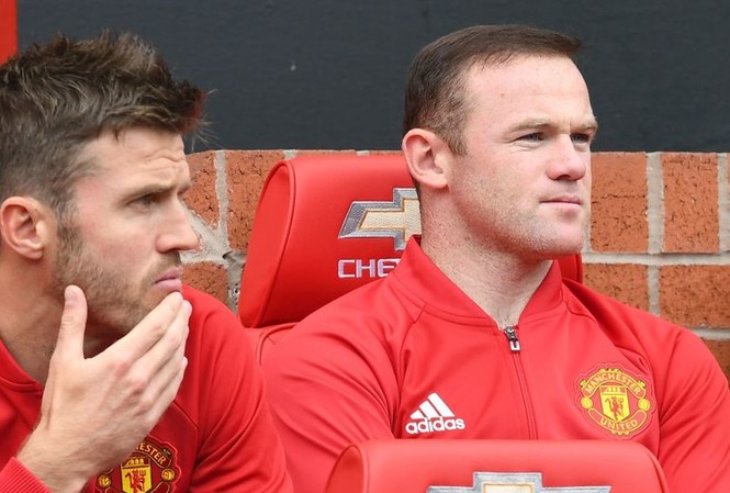 M.U mất liền 3 'chiến tướng' khi tiếp St Etienne Wayne Rooney, Michael Carrick vắng mặt ở trận đấu với St Etienne rạng sáng mai.