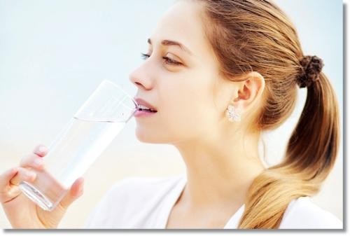 Giảm cân, chắc xương nếu một sáng uống một ly nước muối Ảnh minh hoạ: Internet