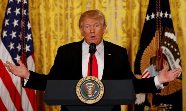 Tổng thống Mỹ sắp ban hành sắc lệnh nhập cư mới Tổng thống Donald Trump trong buổi họp báo hôm qua, 16/2.