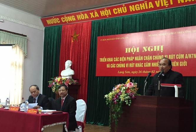 Lạng Sơn: Kiểm soát chặt biên giới, phòng dịch bệnh cúm A/H7N9 Phó Chủ tịch tỉnh Lạng Sơn Lý Vinh Quang phát biểu tại Hội Nghị. Ảnh: Duy Chiến