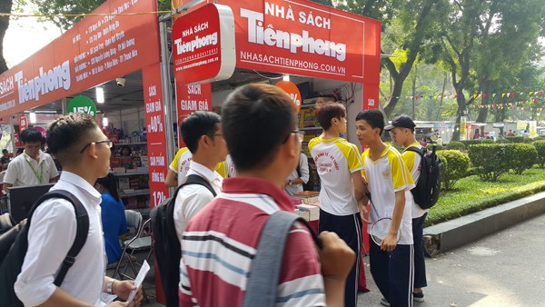 Khai mạc sự kiện “Tuổi trẻ Việt Đồng hành cùng hàng Việt” Khai mạc sự kiện “Tuổi trẻ Việt Đồng hành cùng hàng Việt”